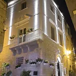 Couette-café Borgobeltrani 4*